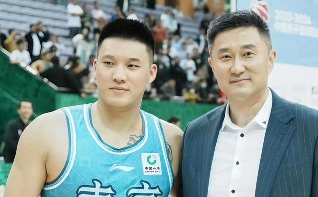 在同曦男篮, tenan, 曾繁日是通 在同曦男篮, tenan, 曾繁日是通